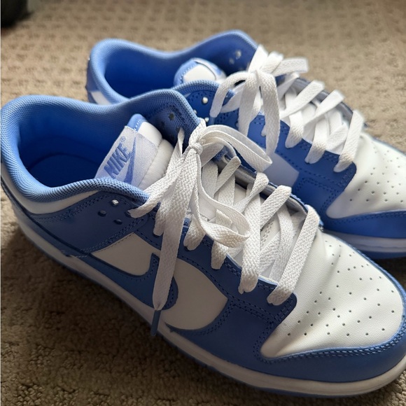 Nike Dunks - Picture 3 of 7